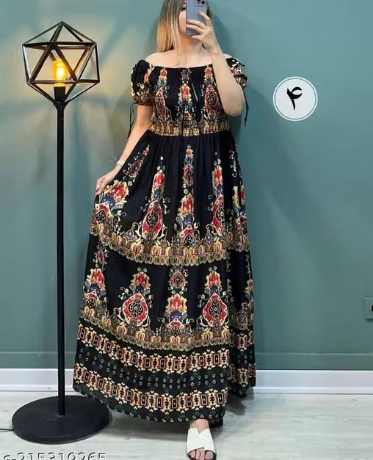 Fit and flare maxi dress in print off shoulder
